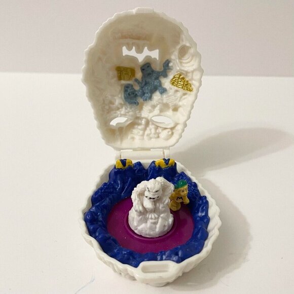 Vintage 1993 Lot of 2 Mighty Max McDonalds Abominable Snowman Yeti Toys - Picture 15 of 16